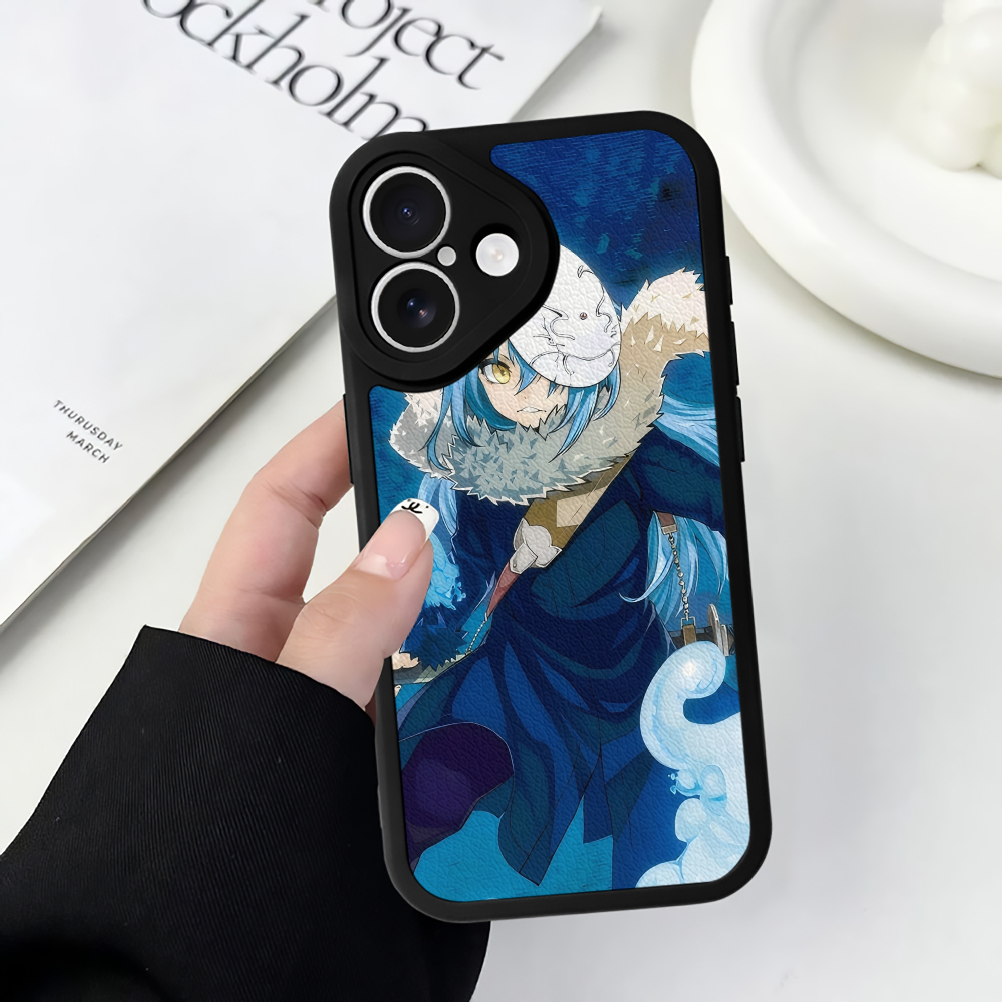 （画像用） 転スラ Regarding Reincarnated to Slime 【iPhone 16シリーズ対応】シリコンスマホケース（レザー調） 材質：シリコン
